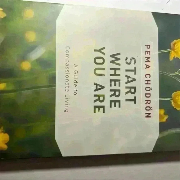 Start Where You Are by Pema Chödrön Paperback Spiritual Guide - Picture 1 of 2